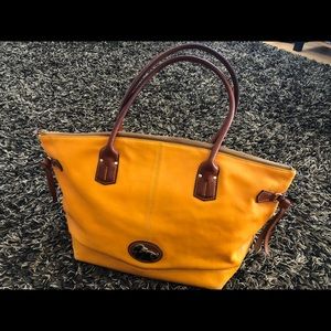 Dooney & Burke apricot leather purse